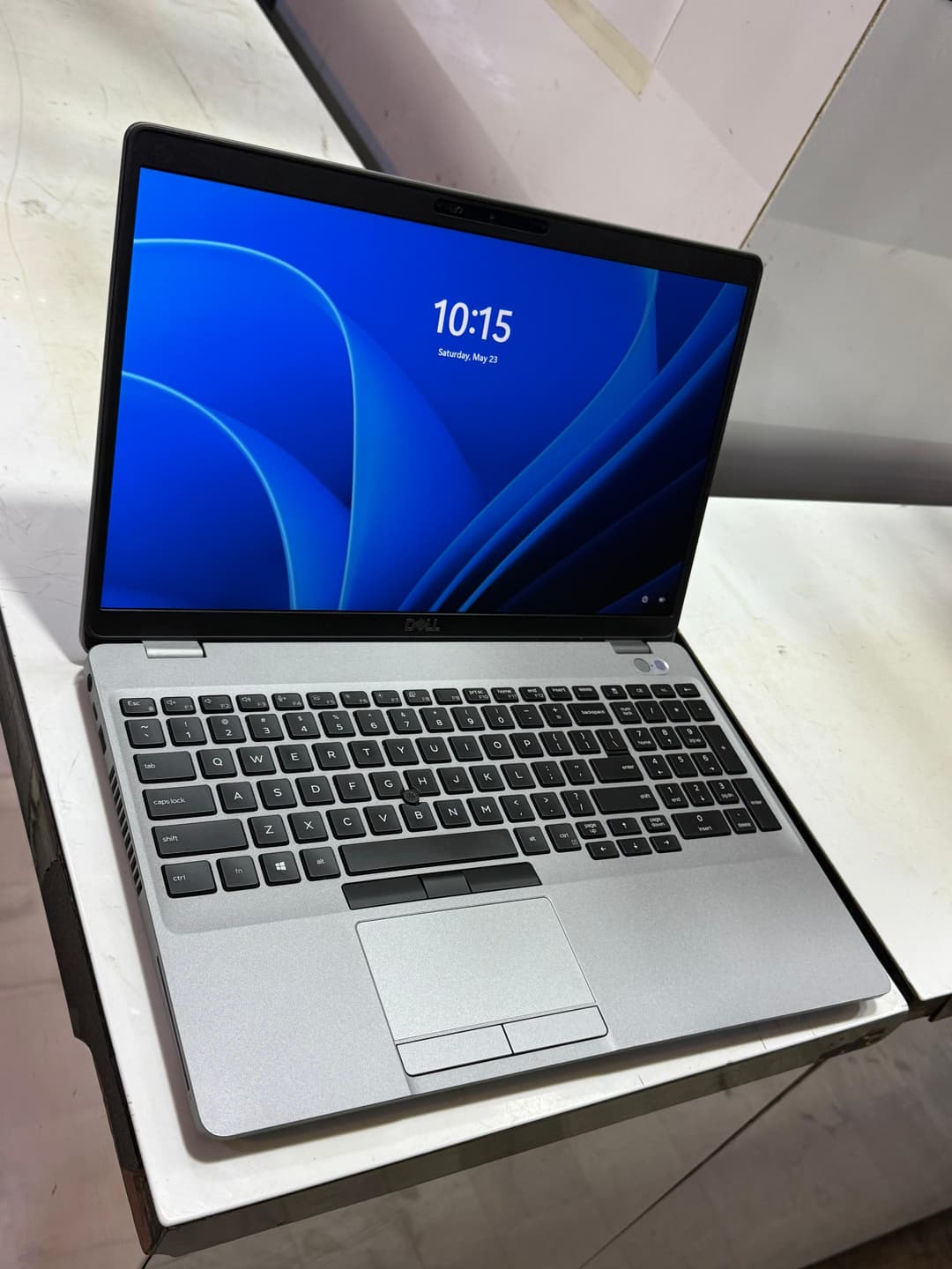 Dell precision 3550 - 1