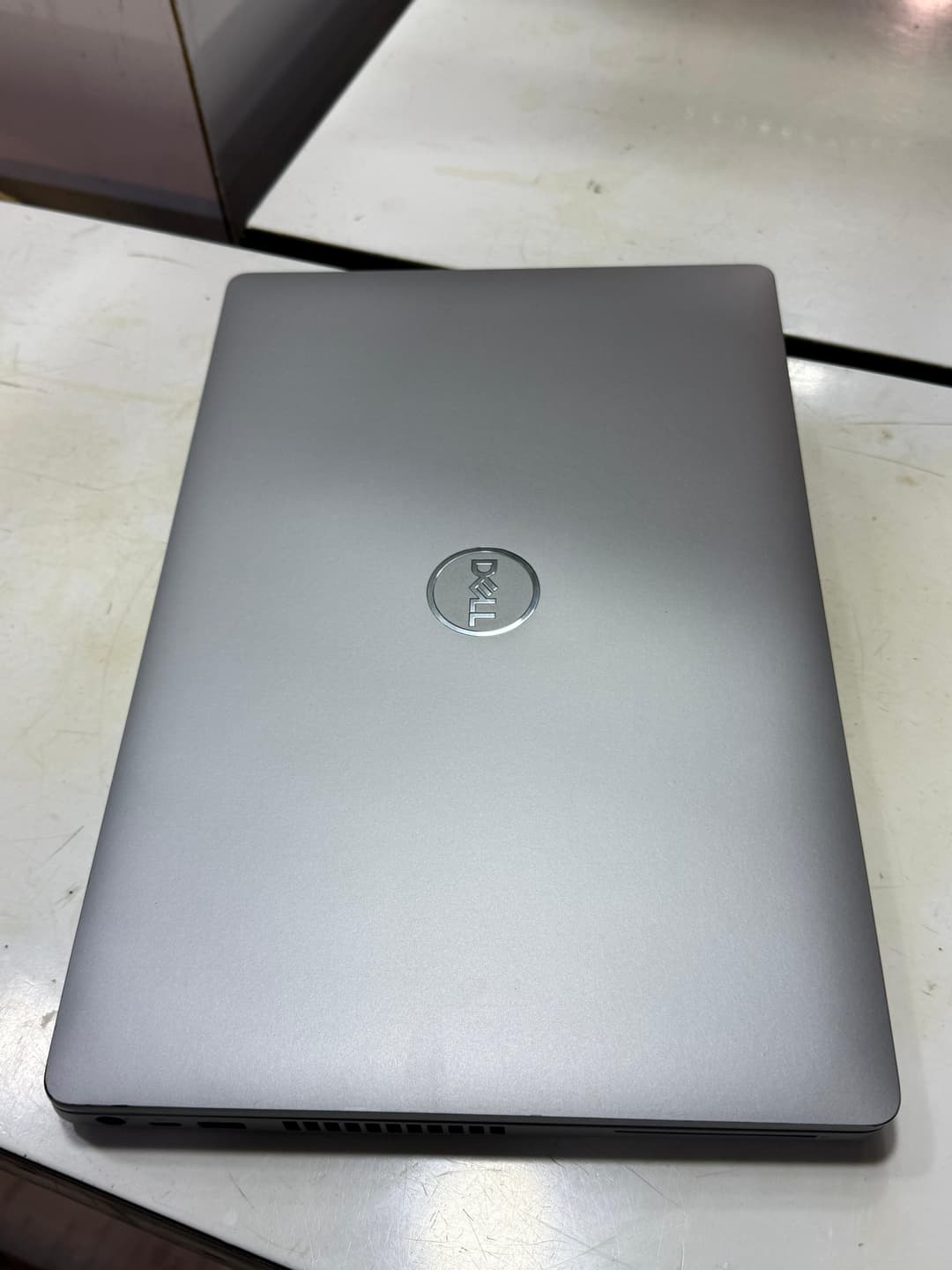 Dell precision 3550 - 5